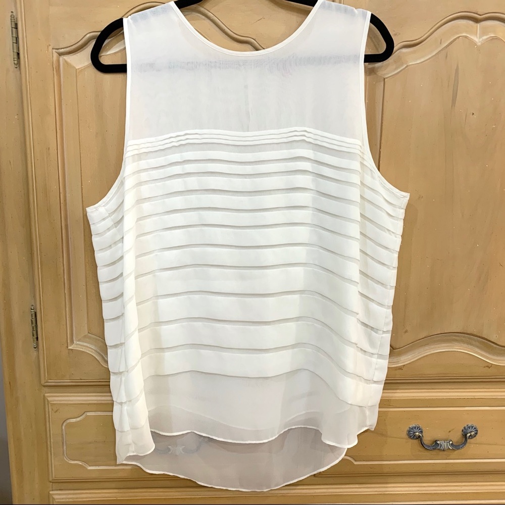 Vince Camuto Sleeveless Ruffle Blouse. Like New!